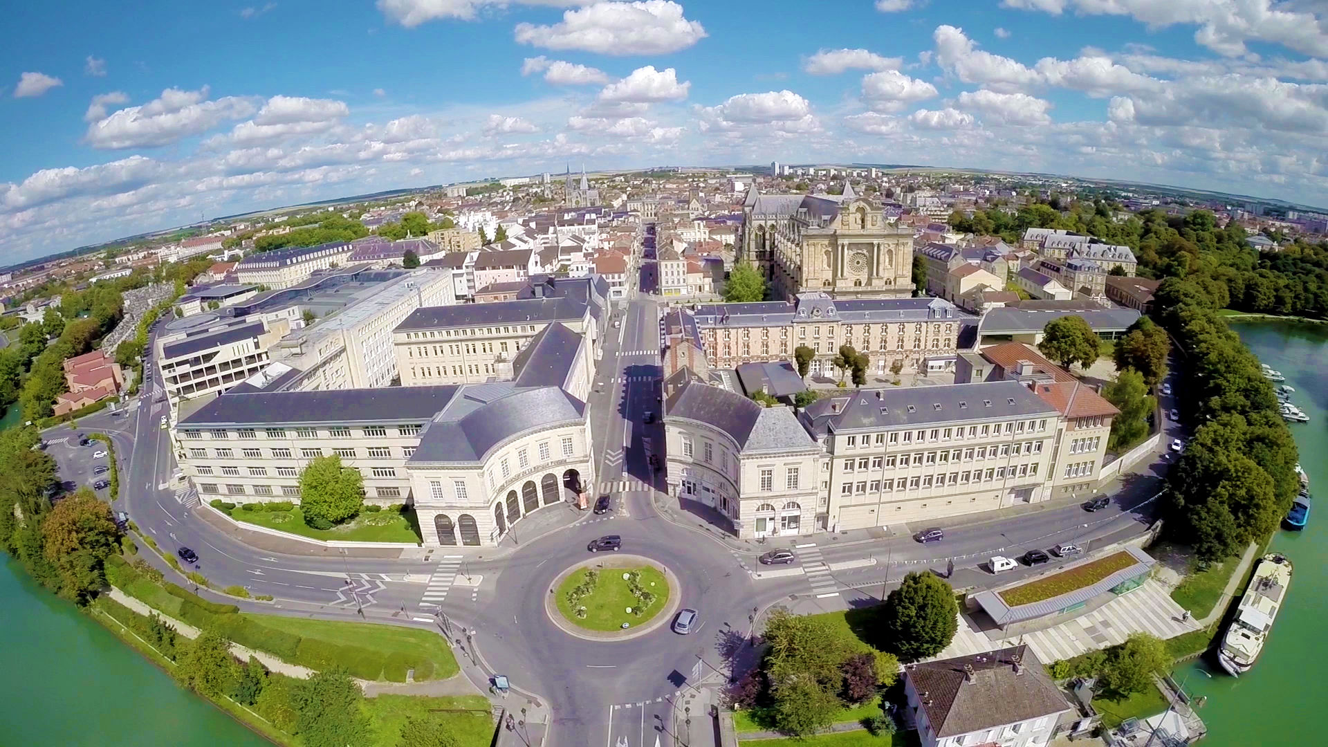 Vue aérienne de Chalons-en-Champagne